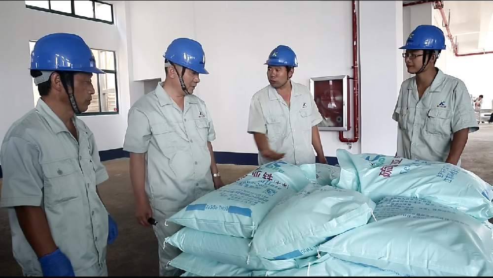 硫酸亚铁在钠离子电池正极材料中的应用优势